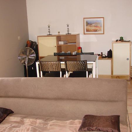 25 Fm 2 D Appartement Coursan Buitenkant foto