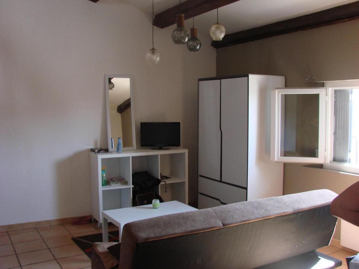 25 Fm 2 D Appartement Coursan Buitenkant foto